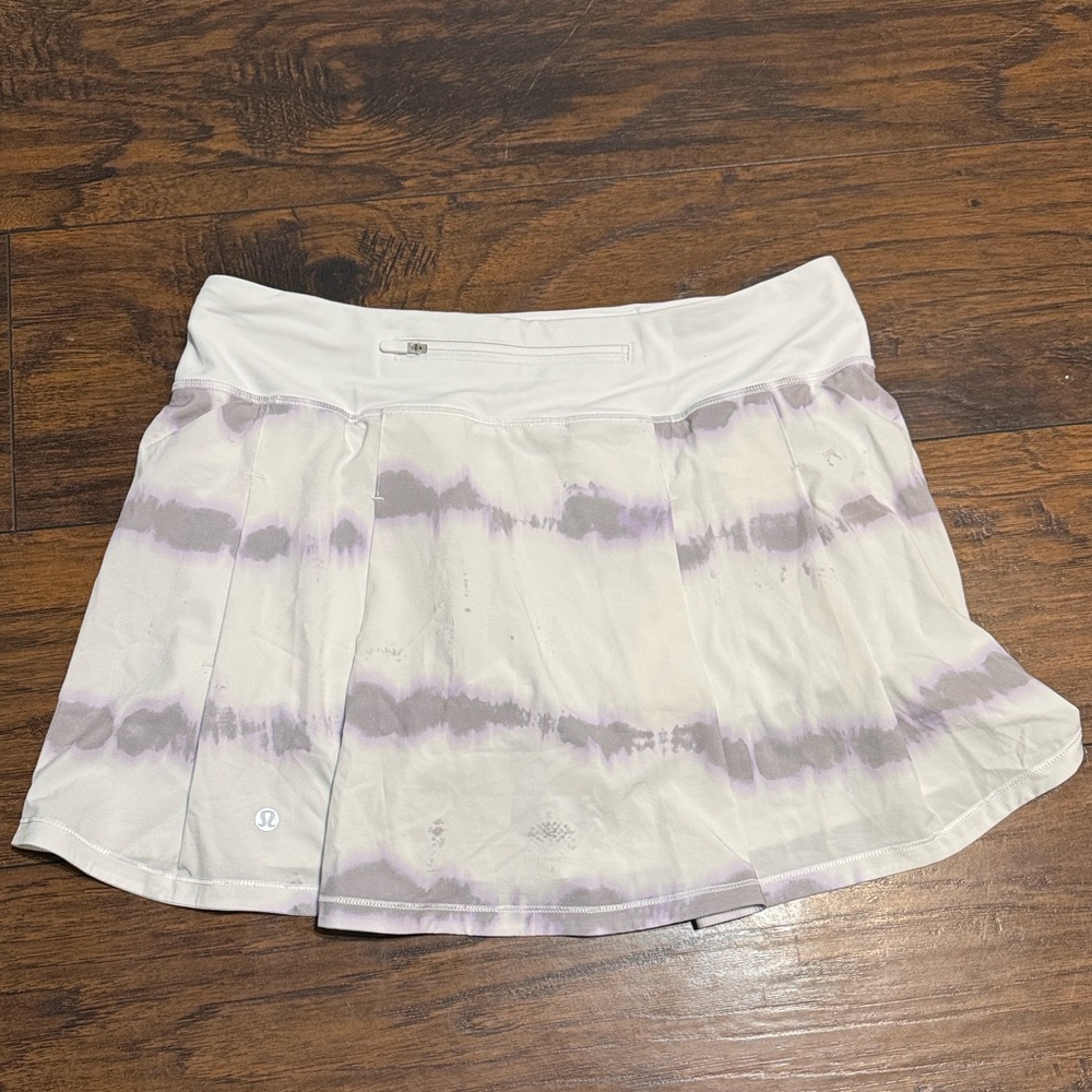 Lululemon Athletica short skirt White and Purple Tie-Dye